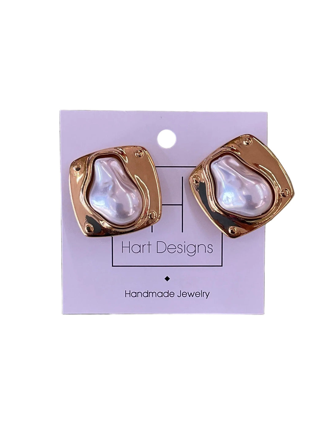 The Gilded Pearl Earings