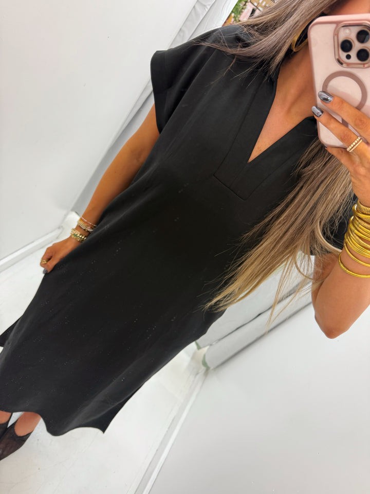 Black maxi collared dress