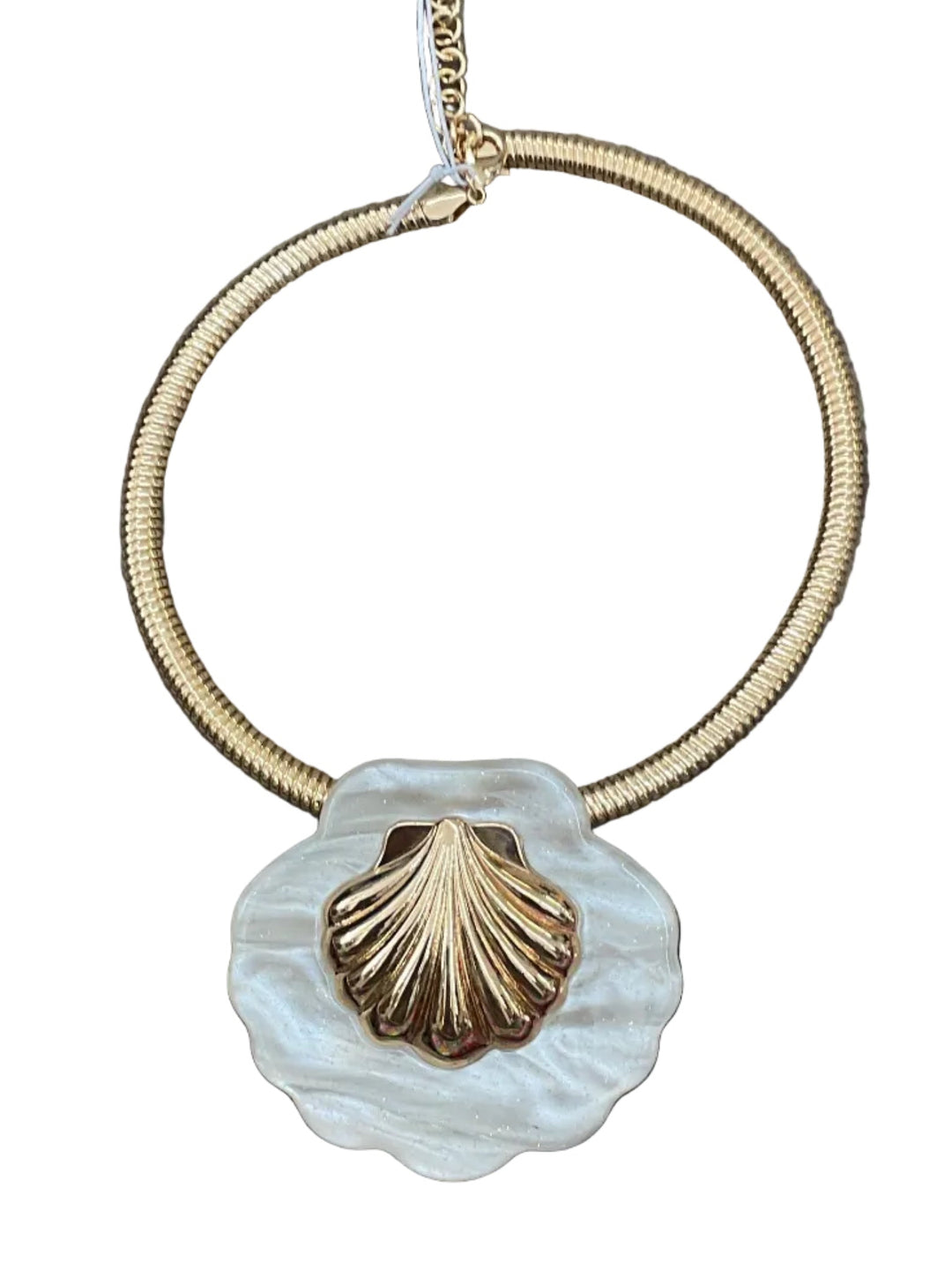 Golden Shell Necklace