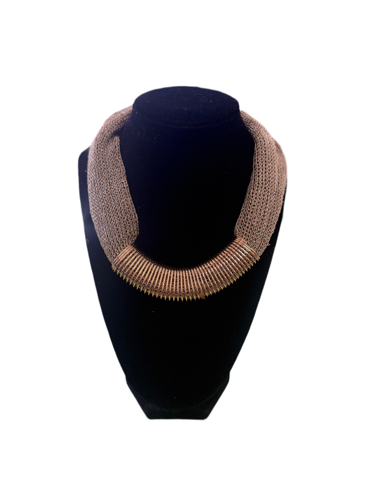 Golden Spine Collar Necklace