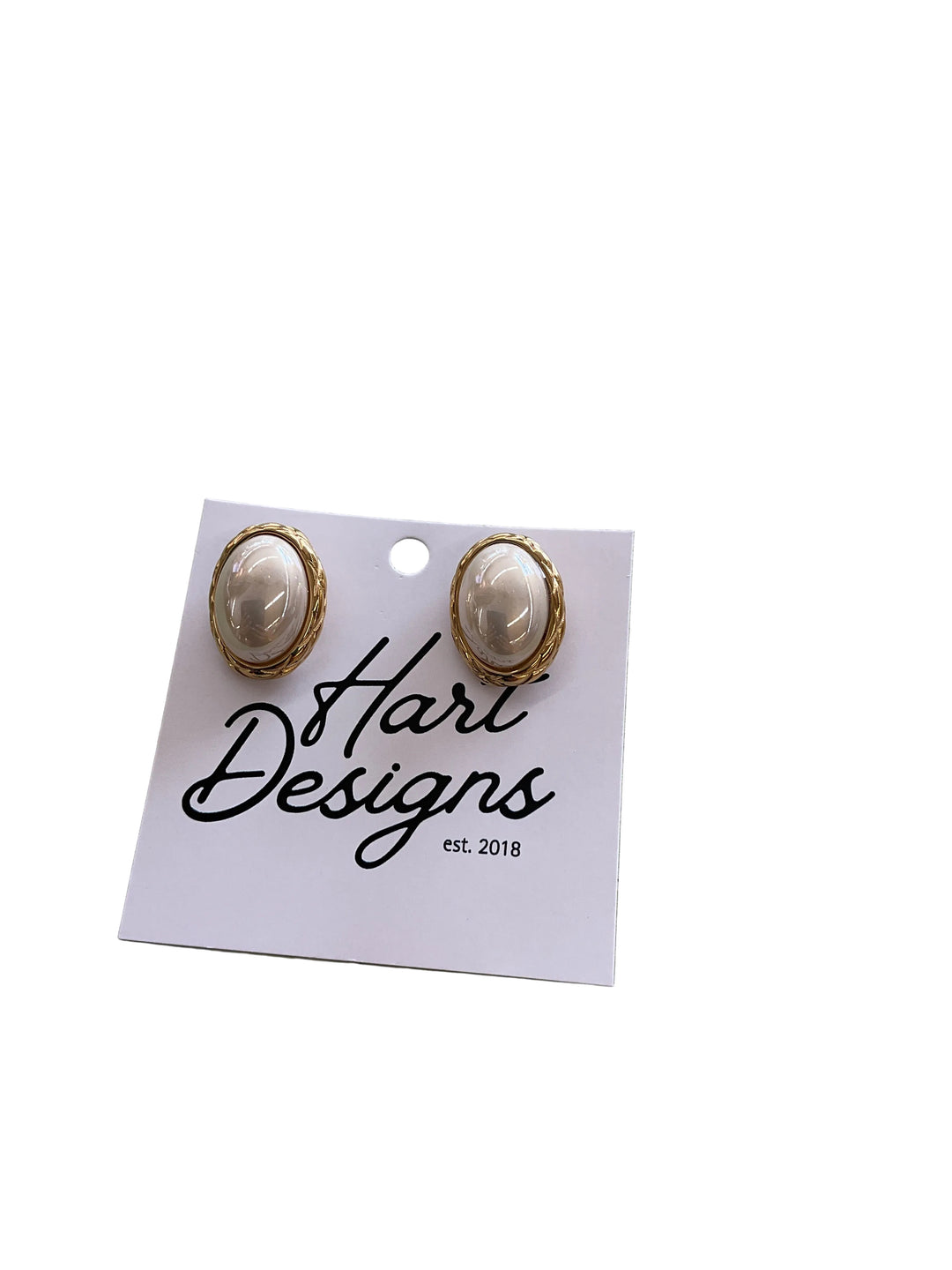 Classic Pearl Studs