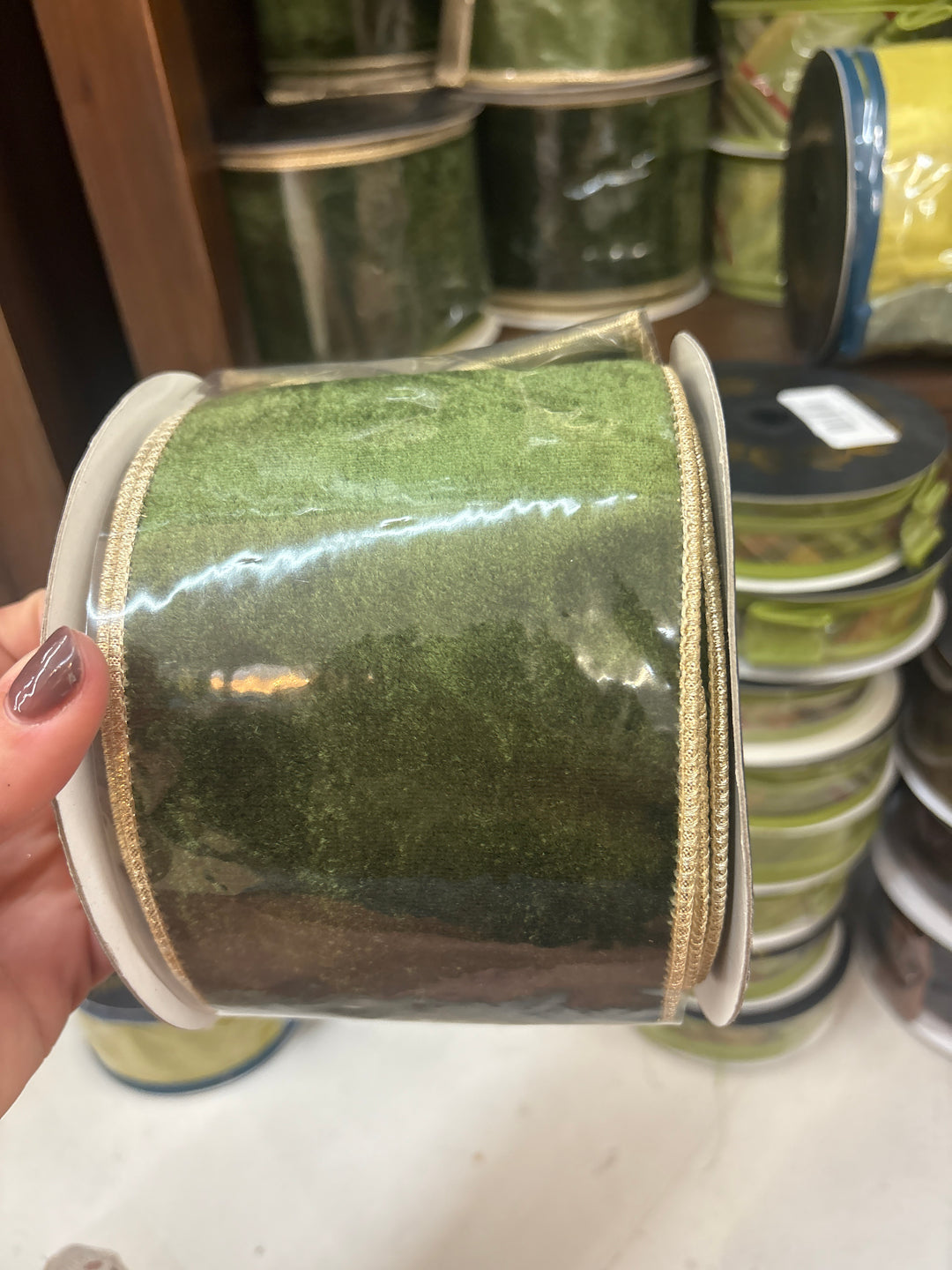JOHN MARK 4 yard velvet green
