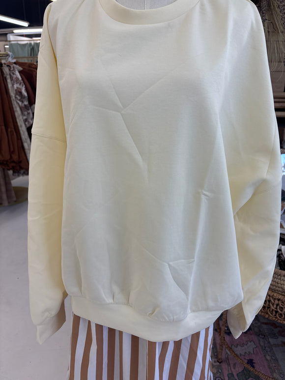 Solid cream sweatshirt