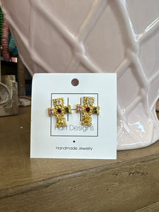 Cross studs