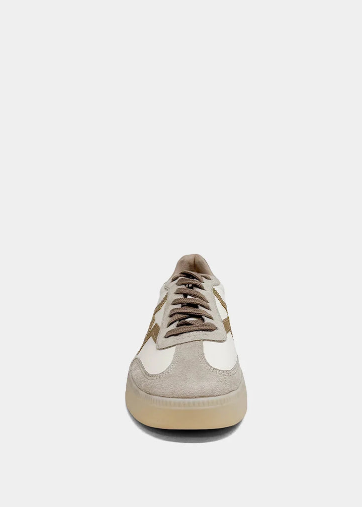 The Peaches Sneaker